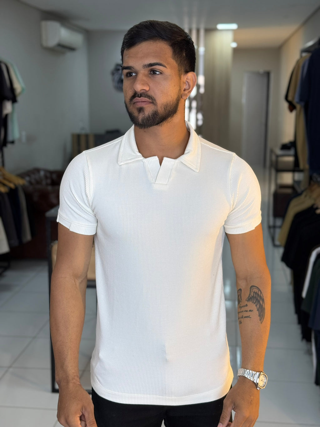 POLO MILÃO TEXTURIZADA