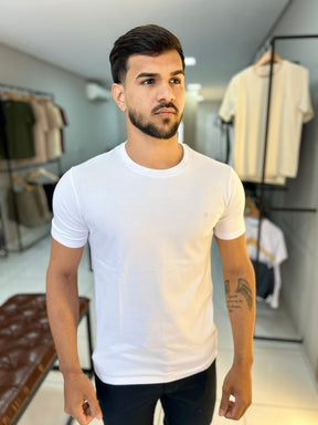 T-SHIRT BÁSICA PREMIUM