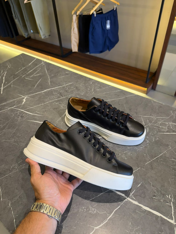 Sneaker Toronto
